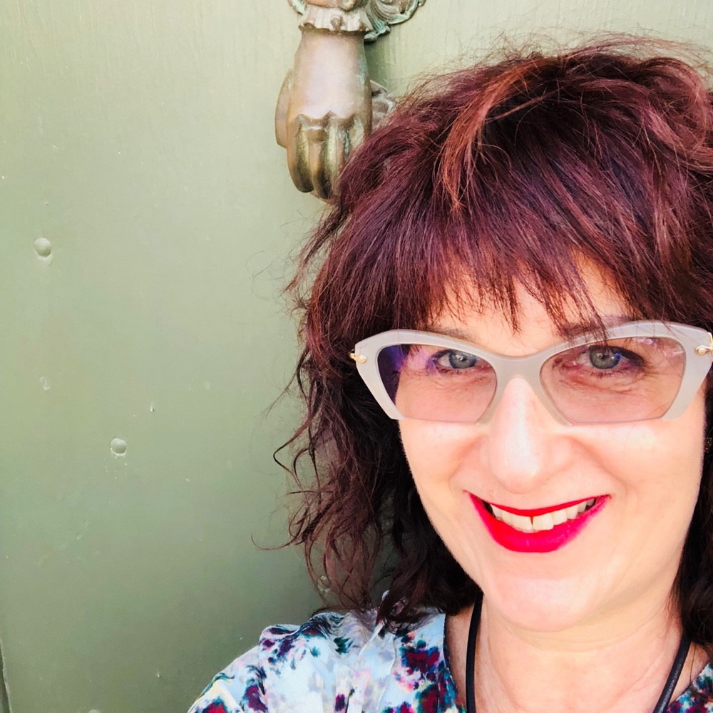 Meet your Posher, Sharon